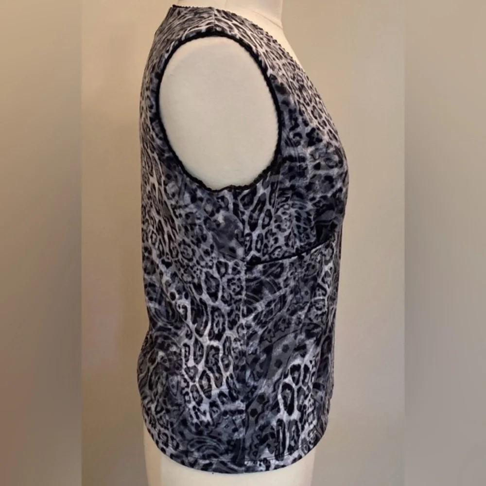 Requirements Black Gray Leopard Print SZ M Casual Chic Office Empire Waist Top